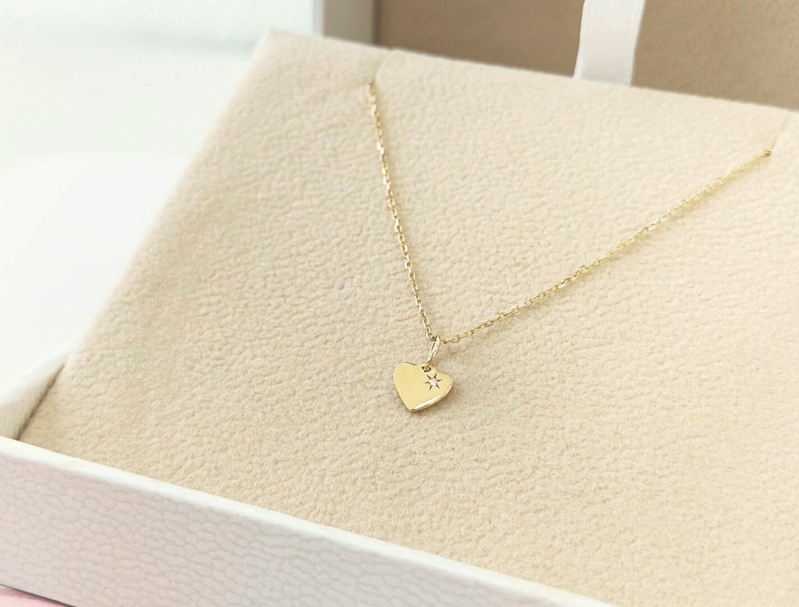 Picture of Luna Rae Solid 9k Gold The Sweetheart Necklace